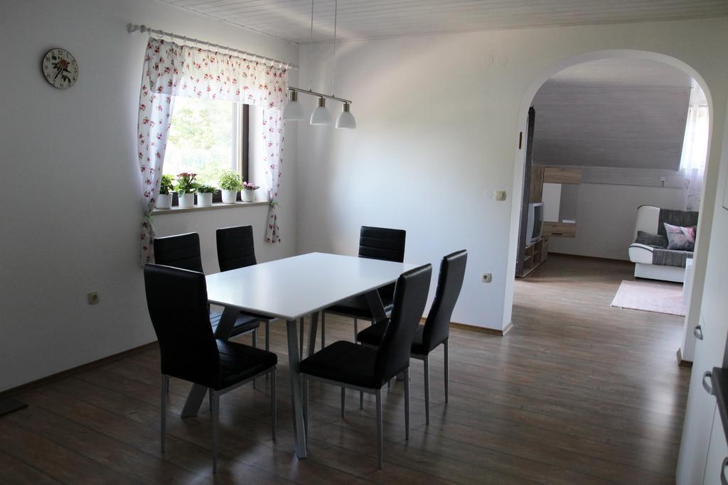 Lake House Apartment Medvode Exterior photo